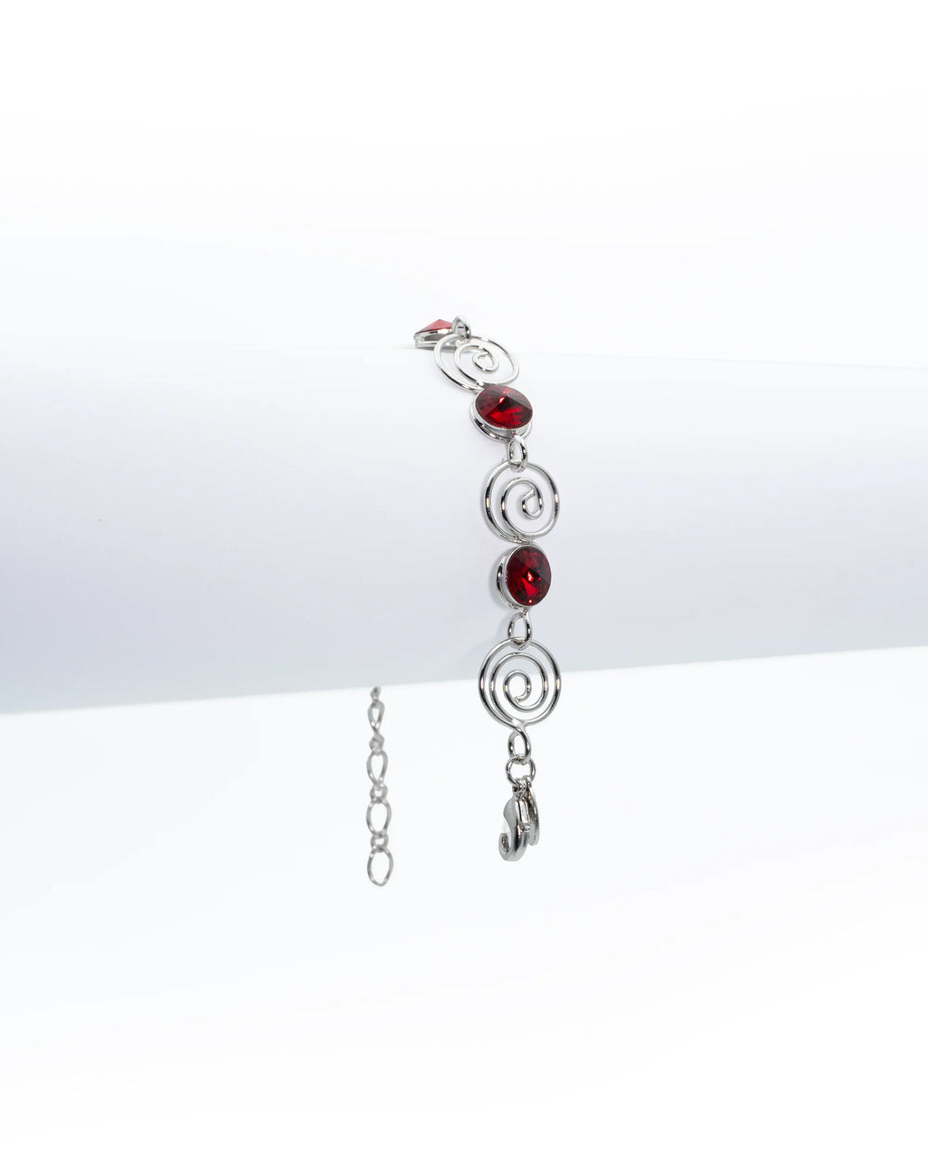 Malú narukvica Lucy