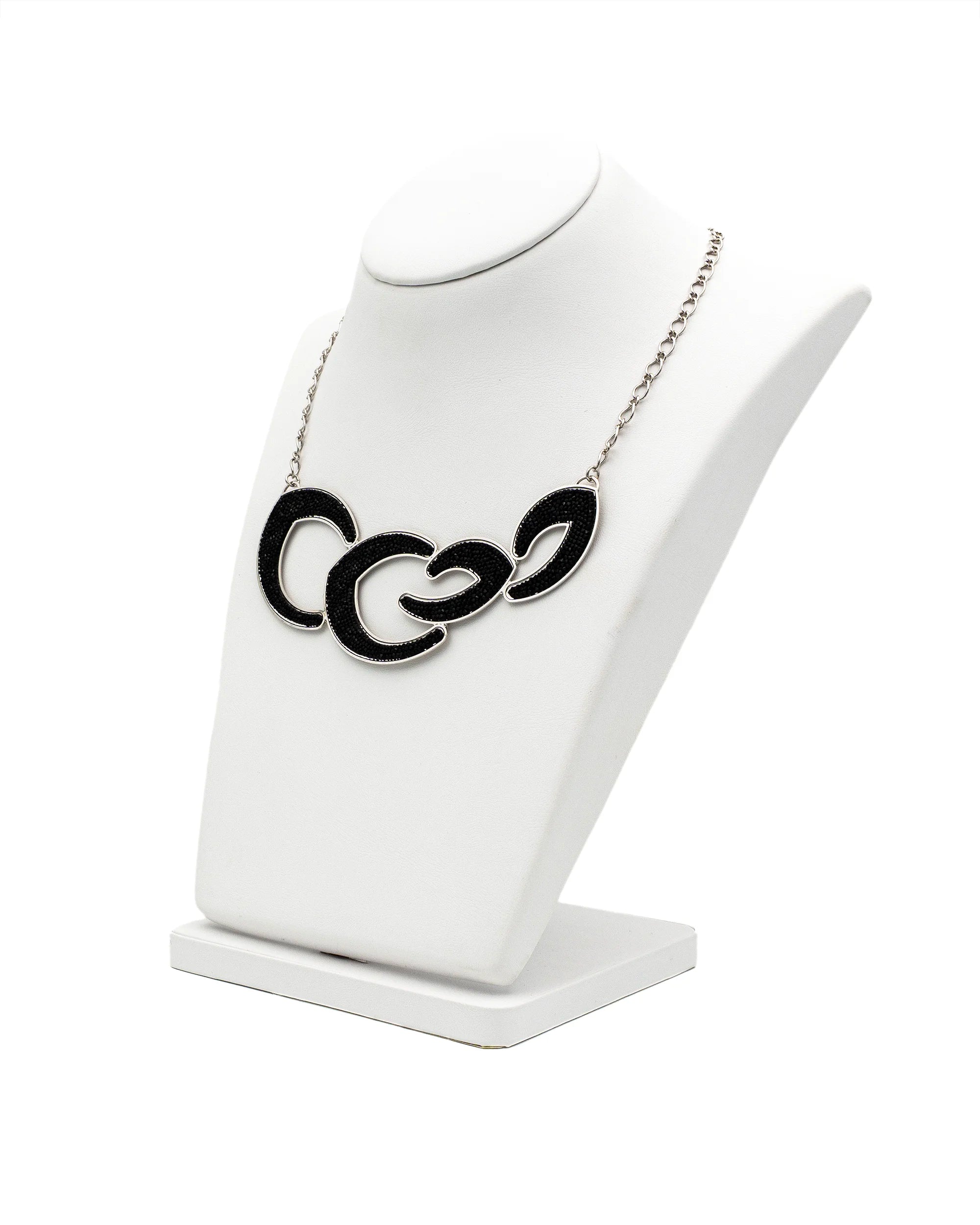 Malú ogrlica Boomerang