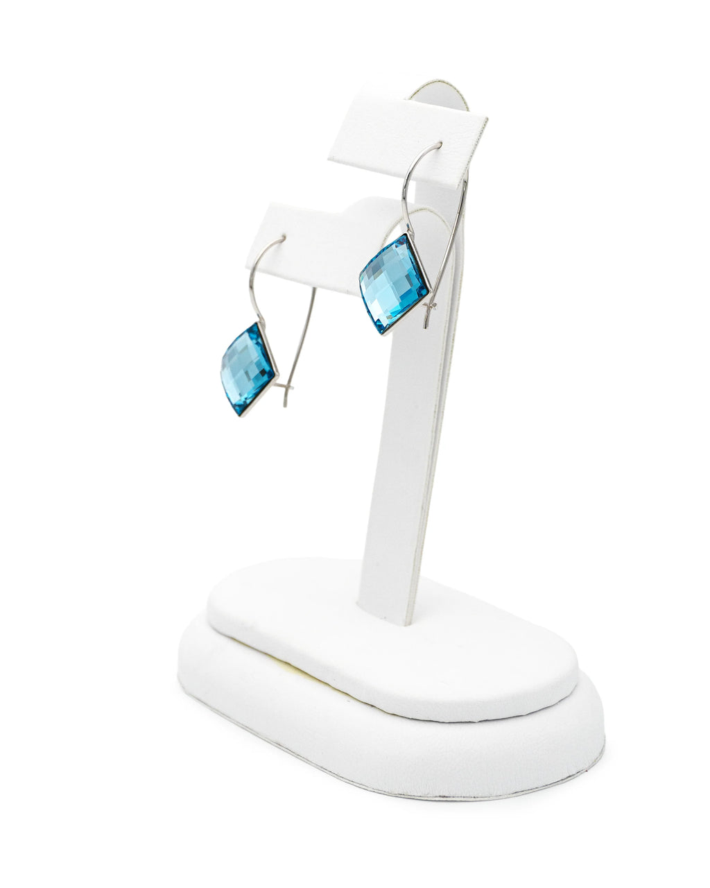 Malú minđuše Scacchi